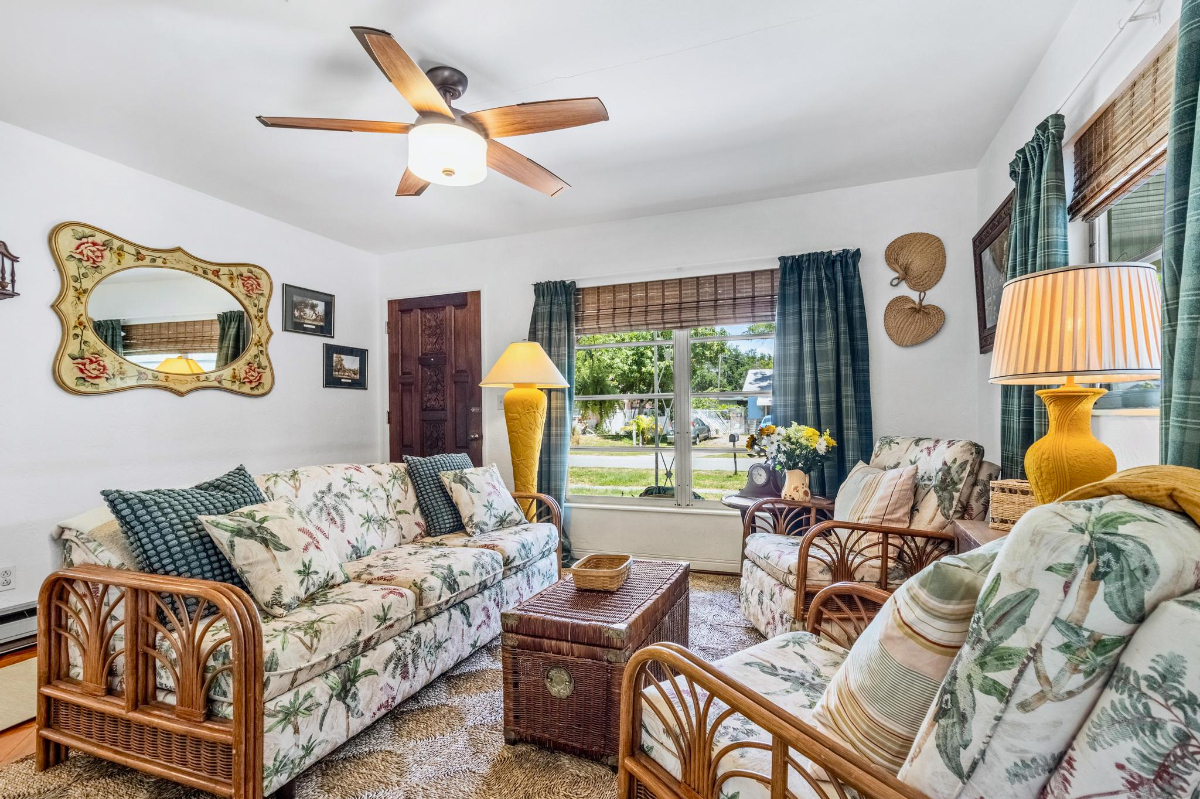Gulfport Bungalow close to DT - Photo 5