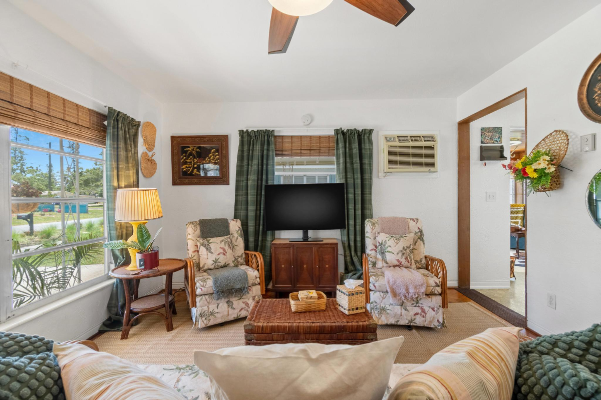 Gulfport Bungalow close to DT - Photo 6