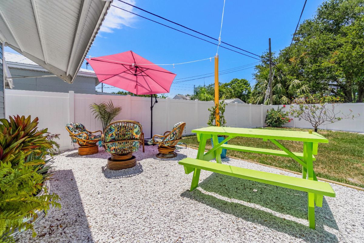 Gulfport Bungalow close to DT - Photo 2