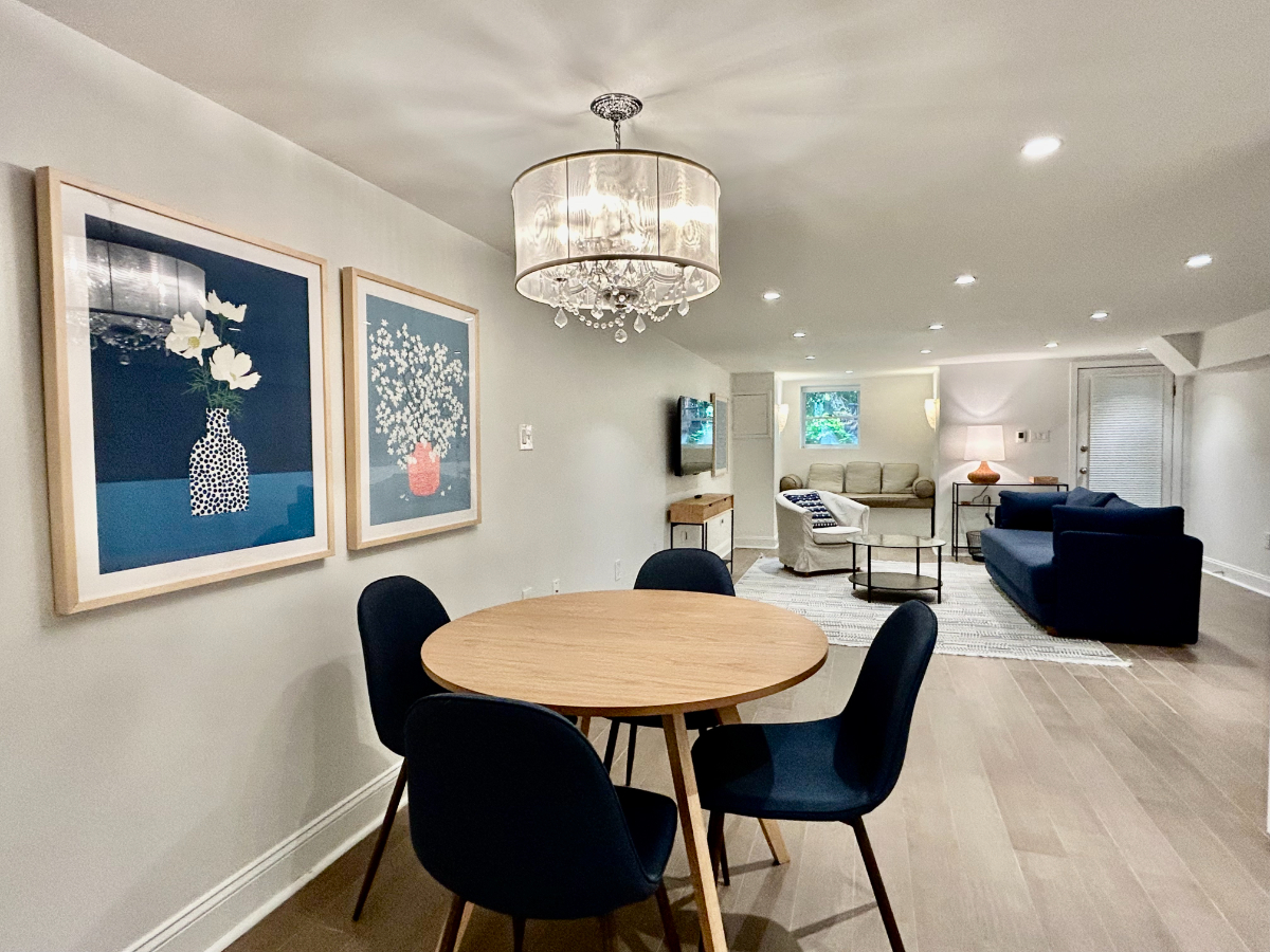 Classic, Modern City Apartment - Photo 1
