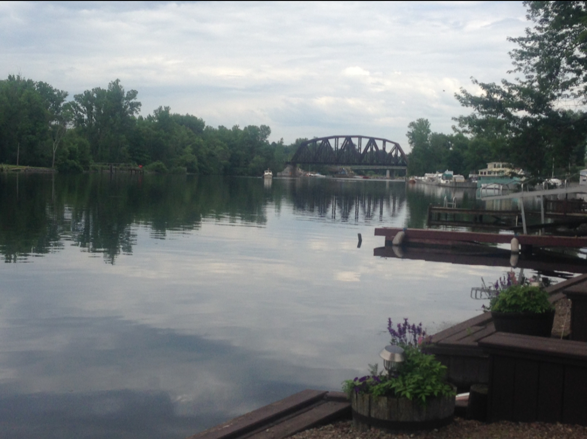 Brewerton, River Front Home - Photo 2