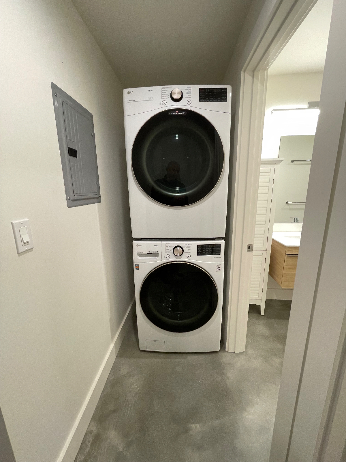 Quiet new rear condo facing a garden in sunny area of SF, close to hospitals and tech companies - Photo 5