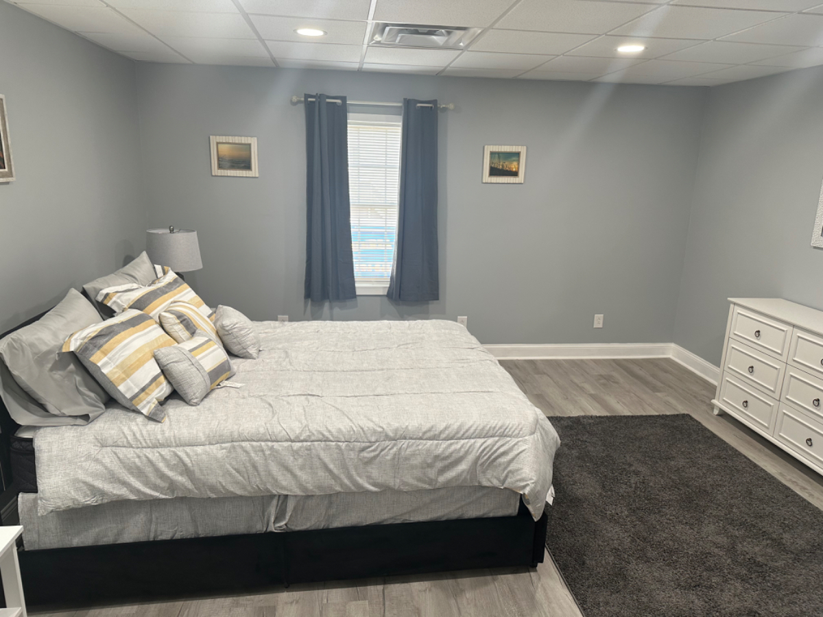 Centennial Executive Suites Apt B - Photo 3