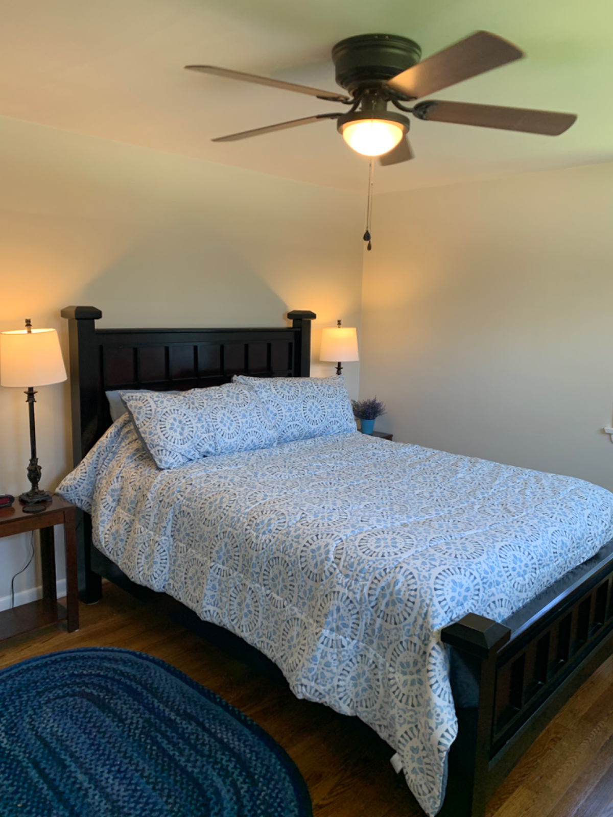 Peaceful Suburban Oasis Cozy 2-Bedroom Ranch with Updated Amenities, Lush Backyard, and Playroom - P - Photo 7
