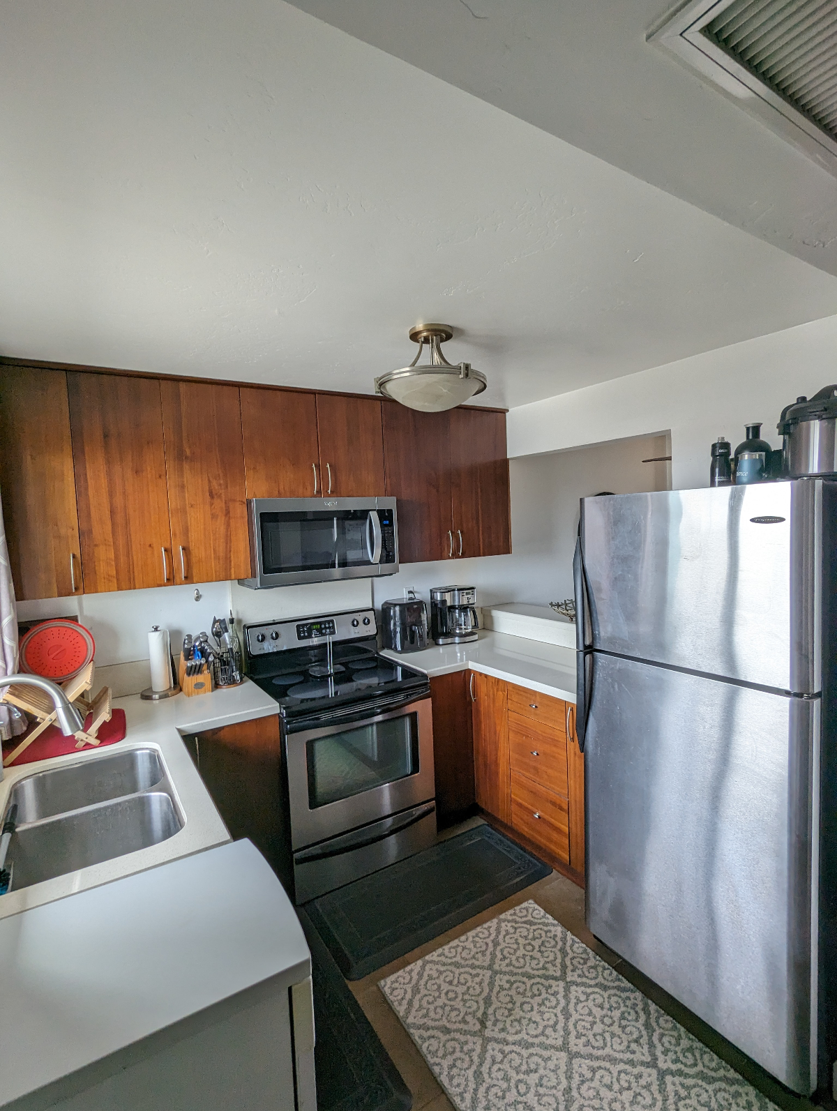 1 bedroom condo in the heart of North Park - Photo 2