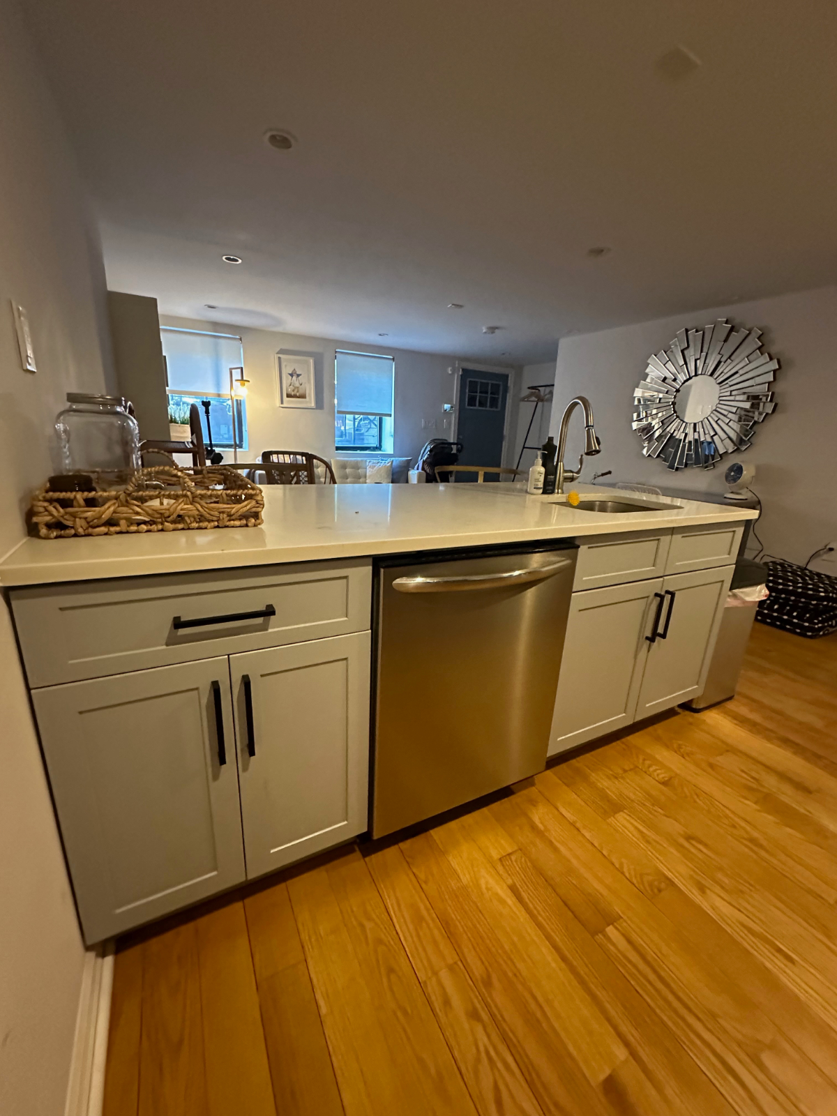 Charming 1-bedroom garden apartment in Clinton Hill/Bed Stuy border (NOT AVAILABLE UNTIL APRIL 16TH - Photo 2