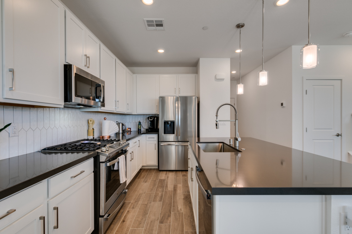 Discover Luxury Living in Summerlin West - Charming 3-Bed, 2.5-Bath Home with Top Amenities Await in - Photo 3