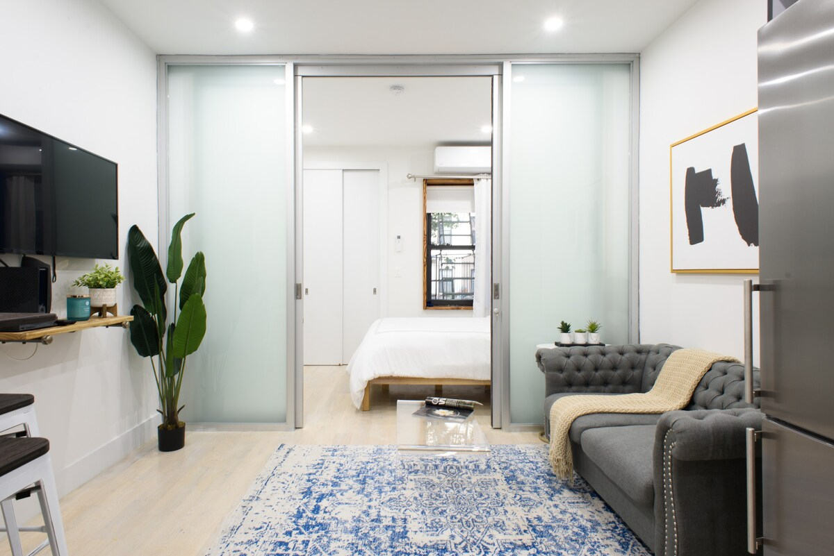 New furnished 1BR WD walk to Central Park (819764)
