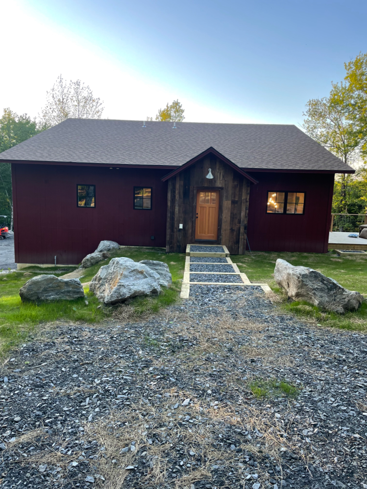 Little red barn on the hill - Photo 10