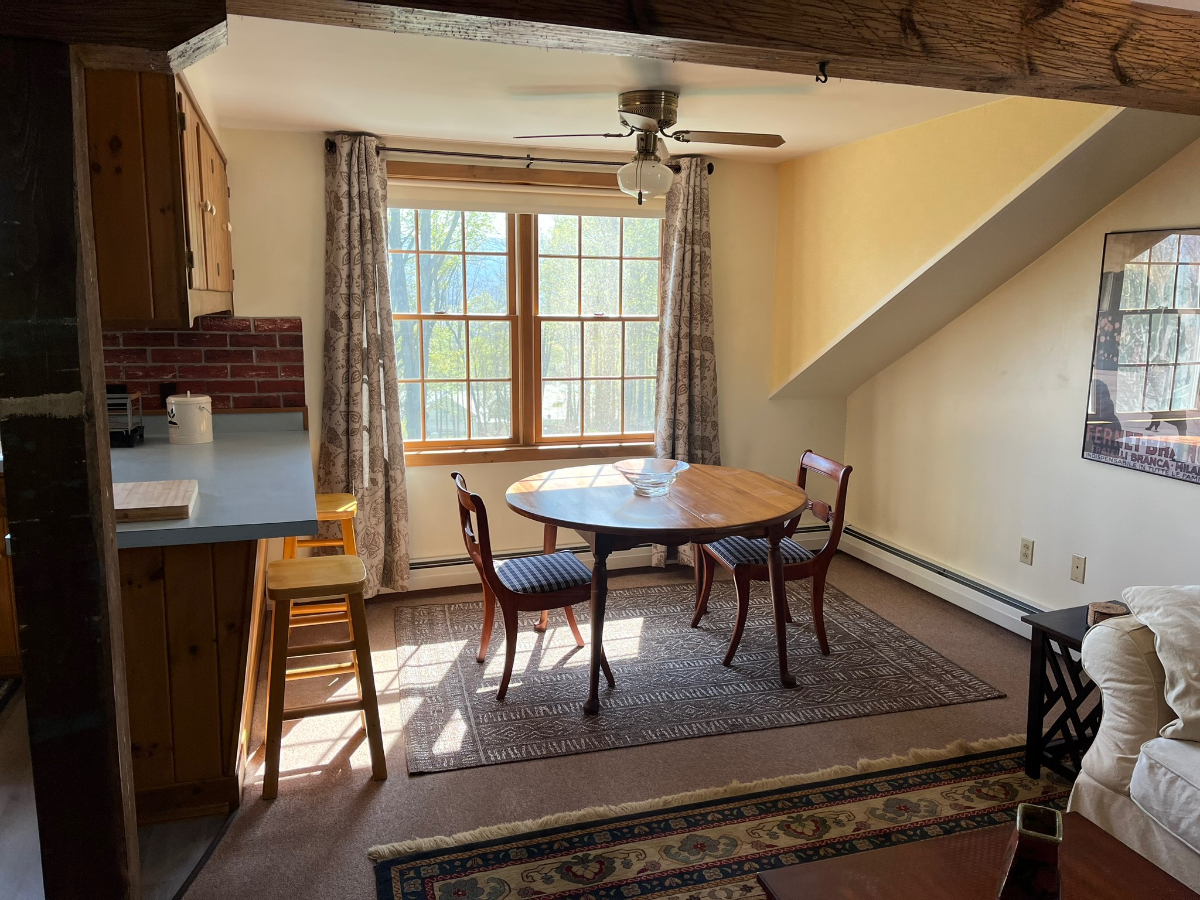Above It All in Old Bennington - Photo 3