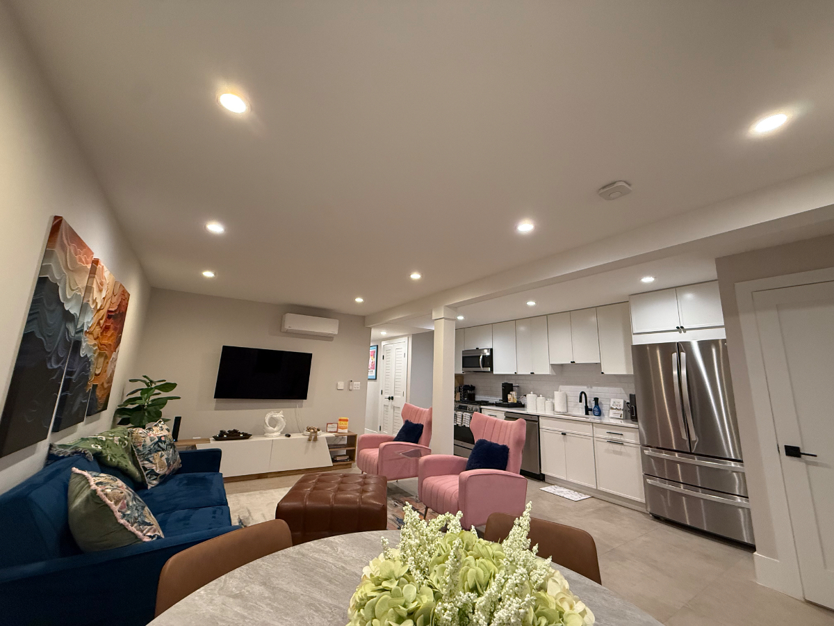 Capitol Hill Stunner - Photo 2