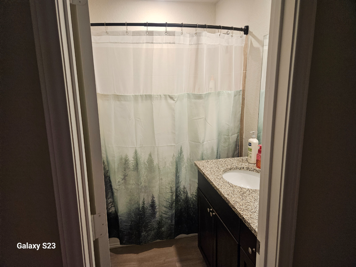 Private individual Bedrooms - Photo 2