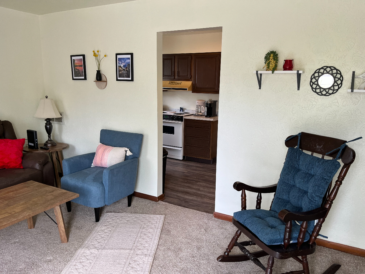 Emma's Coal River Place - Photo 2