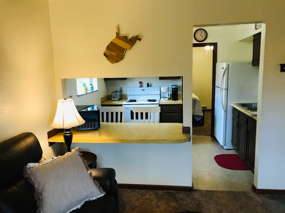 Angela's Coal River Place - Photo 4