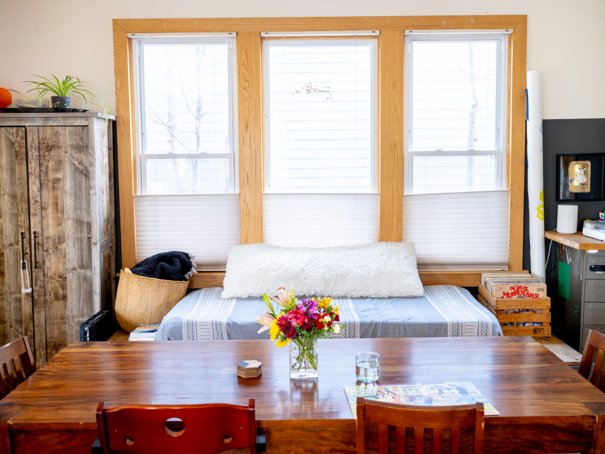 APARTMENT WITH HUGE GARDEN - Photo 6