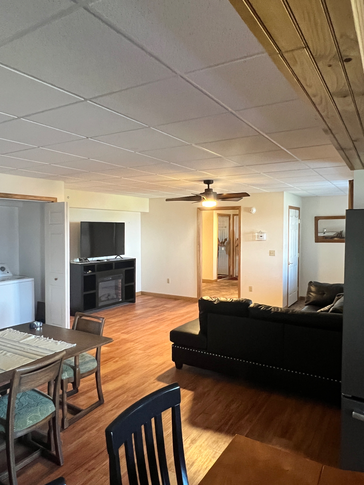 Adirondack Lakeview Apartment - Photo 2