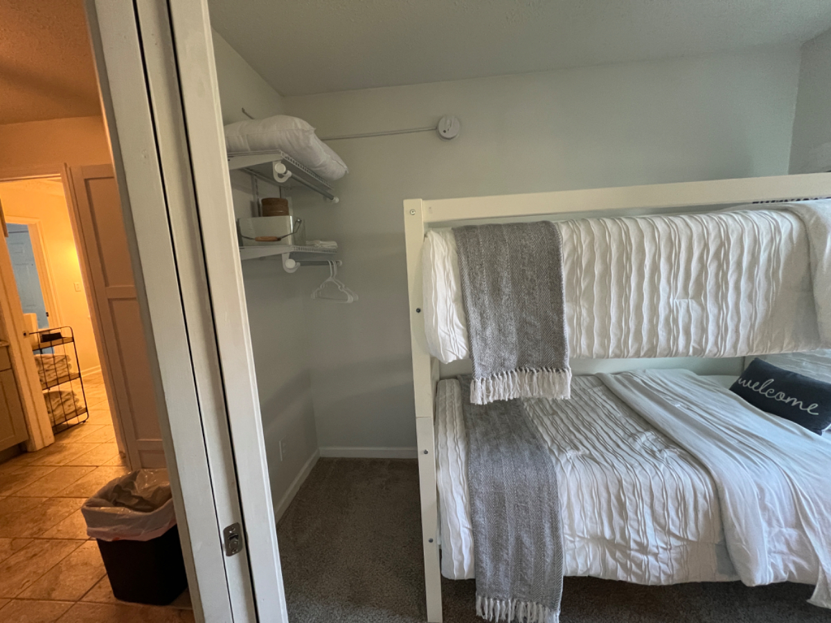Charming 2 Bedroom Guest Suite