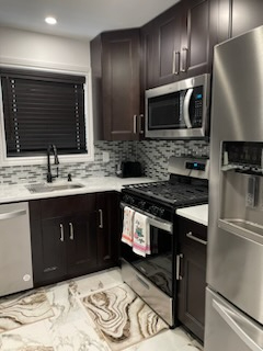 Welcome to Roosevelt - Spacious Bedrooms, Modern Amenities, and Convenient Location Await - Photo 7