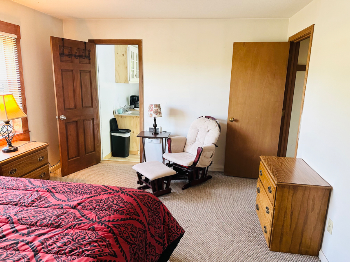 One bedroom apartment in norwich vt - Photo 4