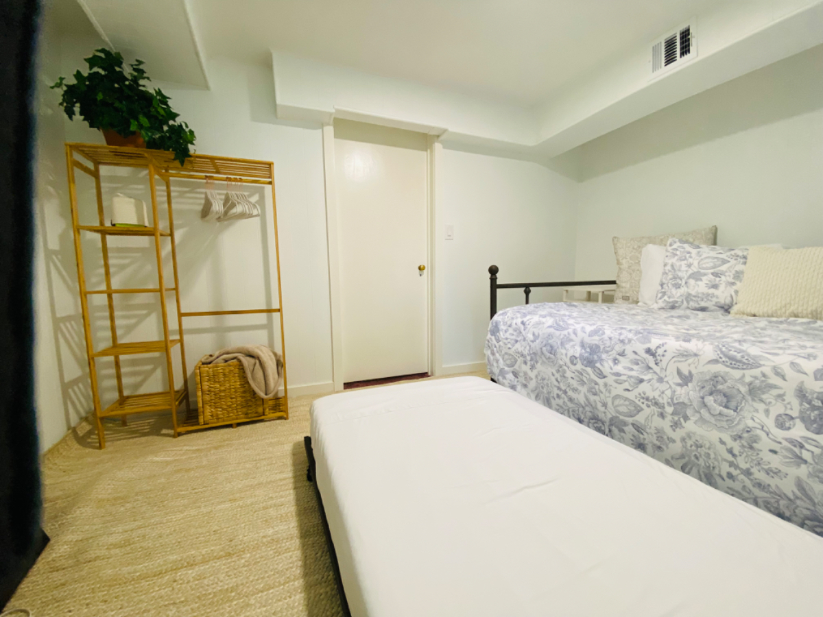 3-BR Downtown Port Chester NY near train and essentials - Photo 9