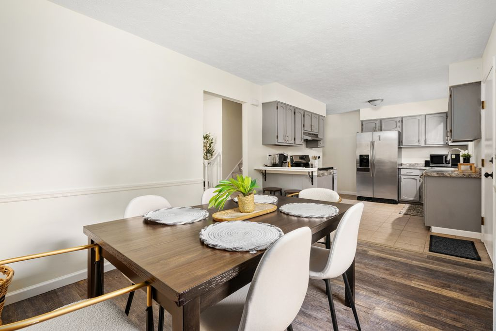 Northern Peak - Cozy and Welcoming 3BR, 1.5BA - Photo 12