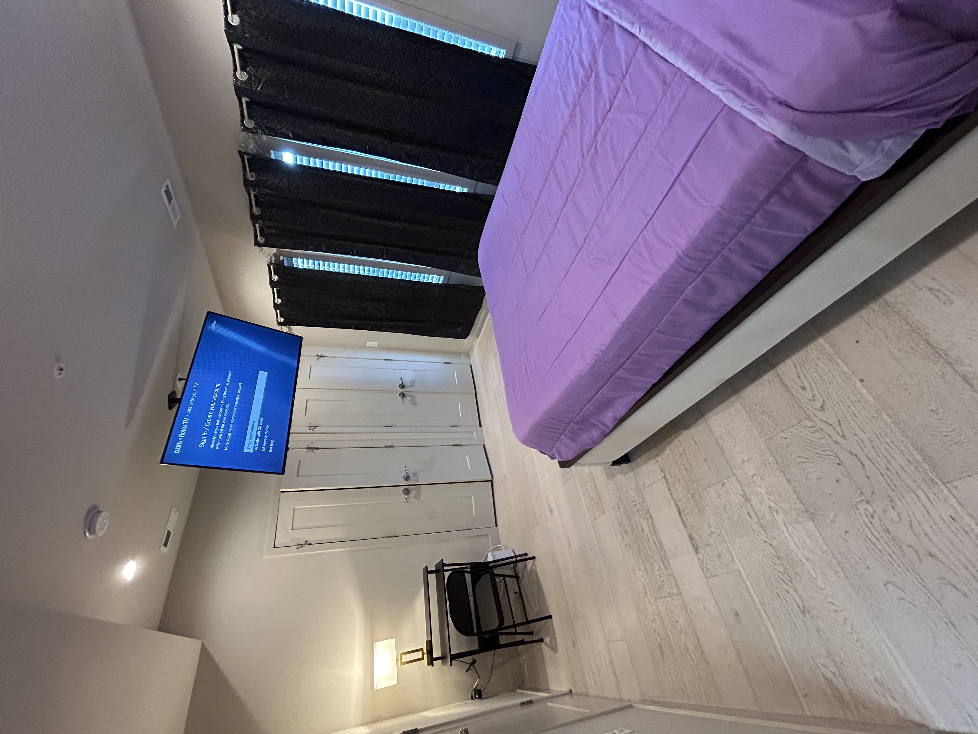 Private bedroom & private full bathroom (1bed/1 Bath) - Photo 6