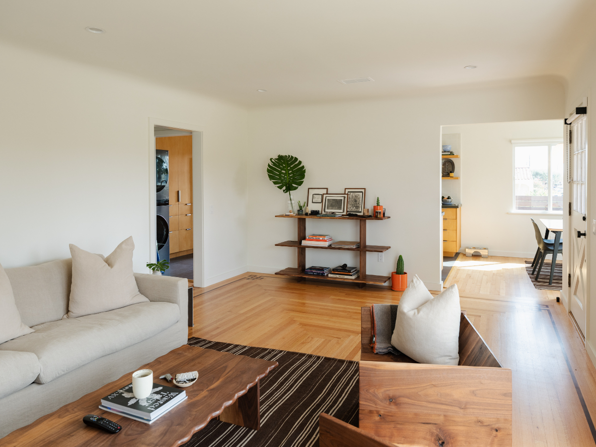 Midtown Ventura Room for Rent - Photo 6