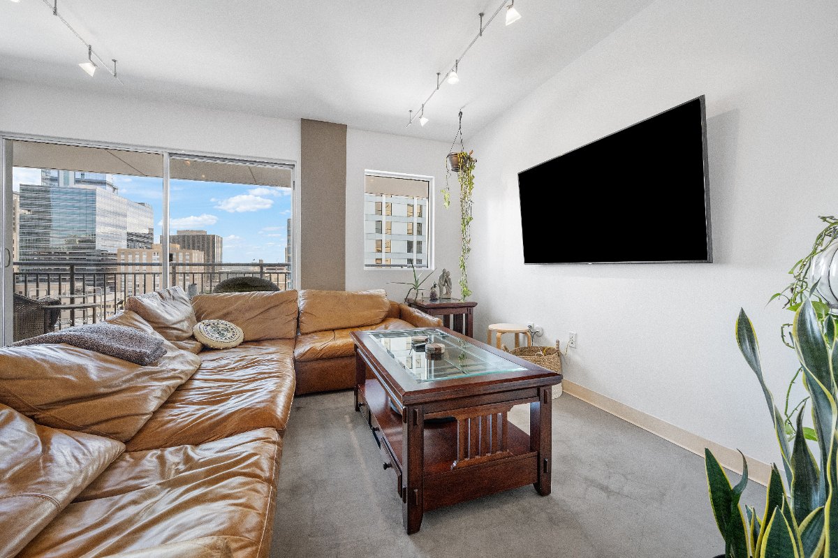 Cozy High Rise Condo in the middle of Downtown Austin - Photo 5