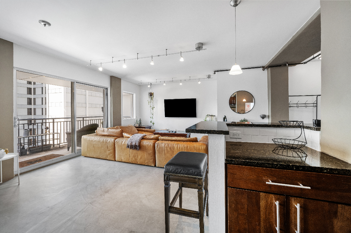 Cozy High Rise Condo in the middle of Downtown Austin - Photo 2