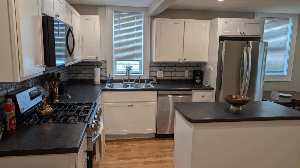 Newly Renovated 1 Bedroom in the Heart of Jeffersonville - Photo 6