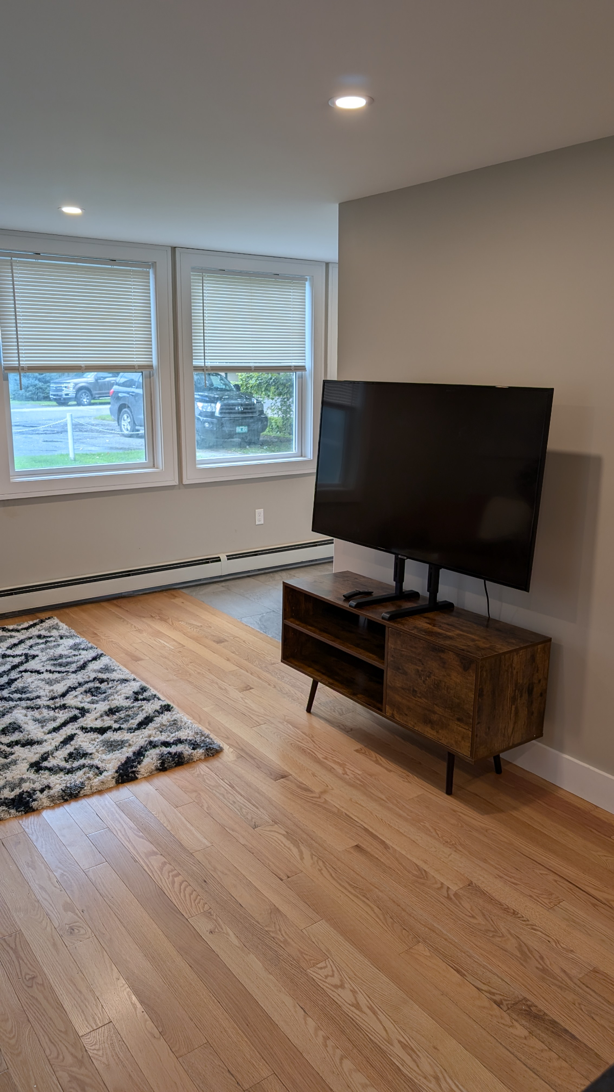 Newly Renovated 1 Bedroom in the Heart of Jeffersonville - Photo 4