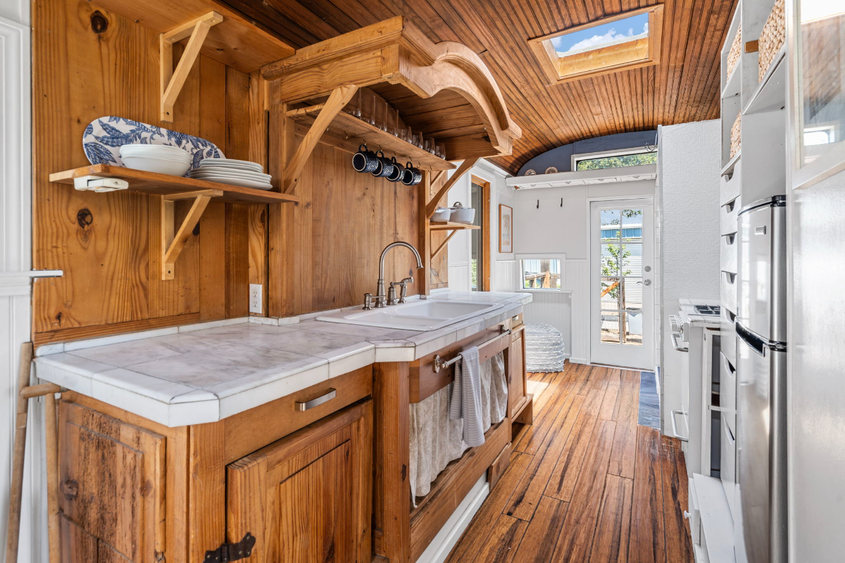 Tiny House at Urban Farm - Photo 5