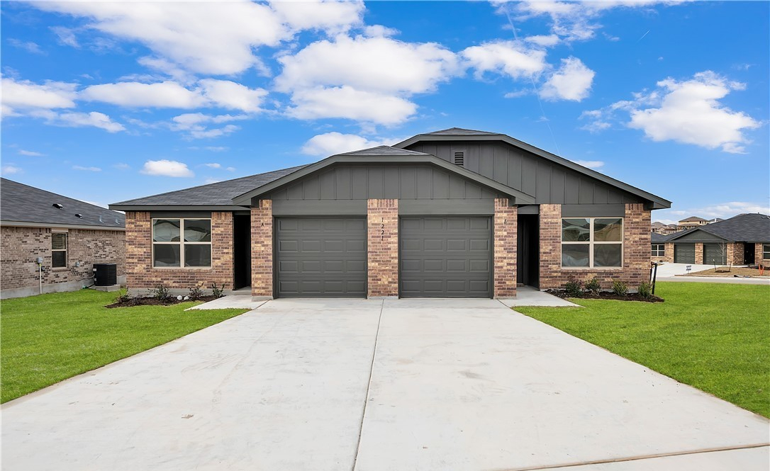 3/2 Modern Furnished Home B - Minutes from Killeen
