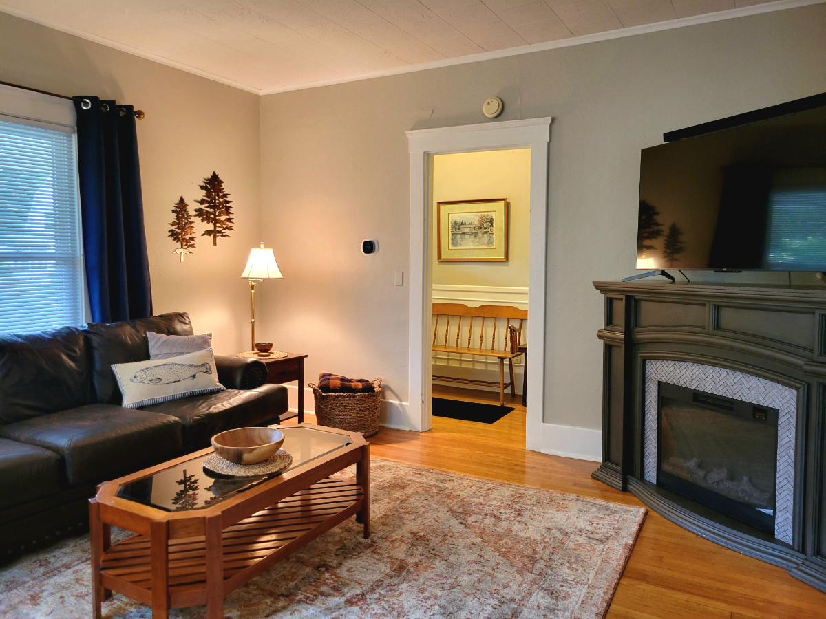 2Bed/1Bath Apt - Photo 5