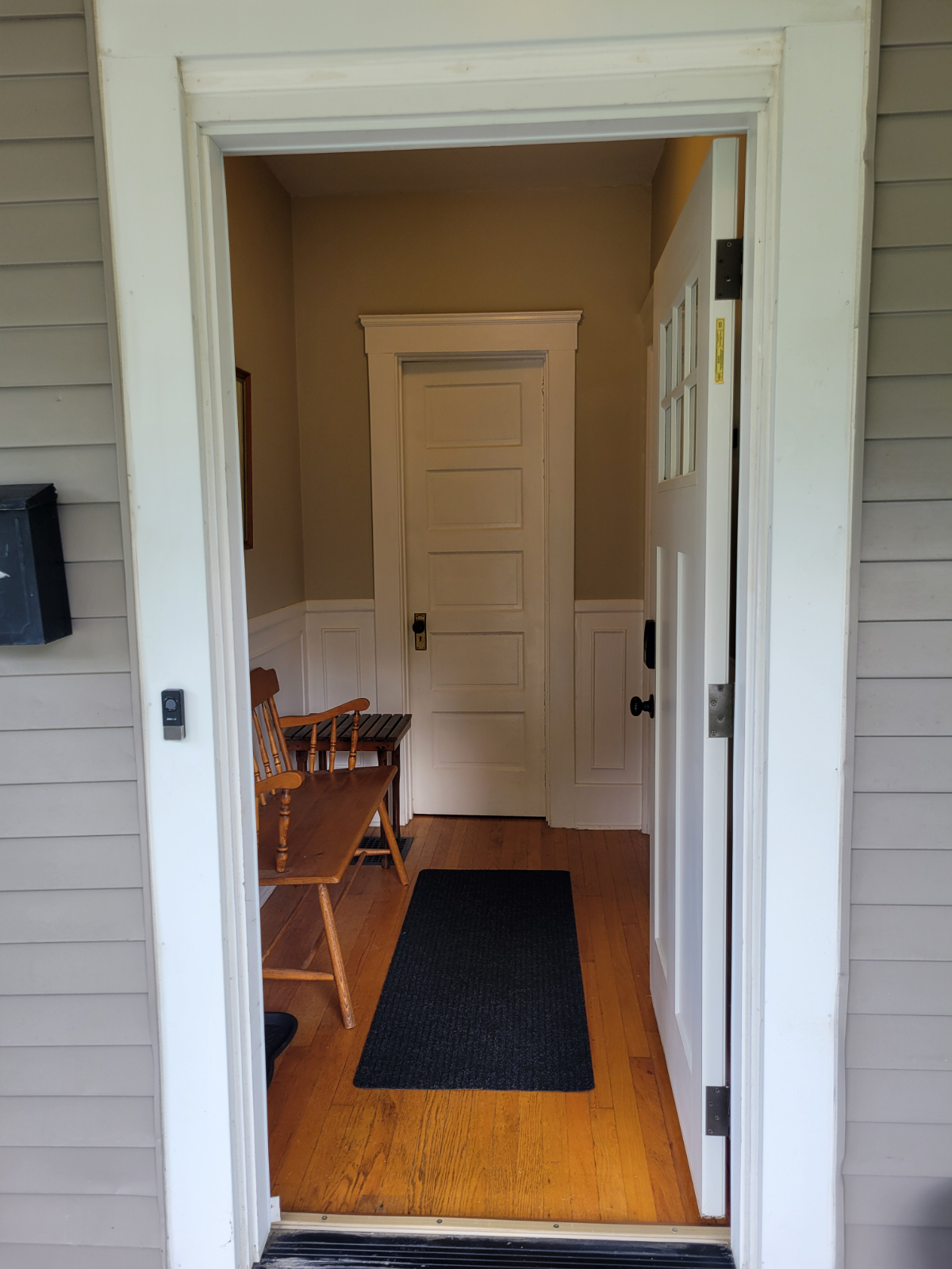 2Bed/1Bath Apt - Photo 2