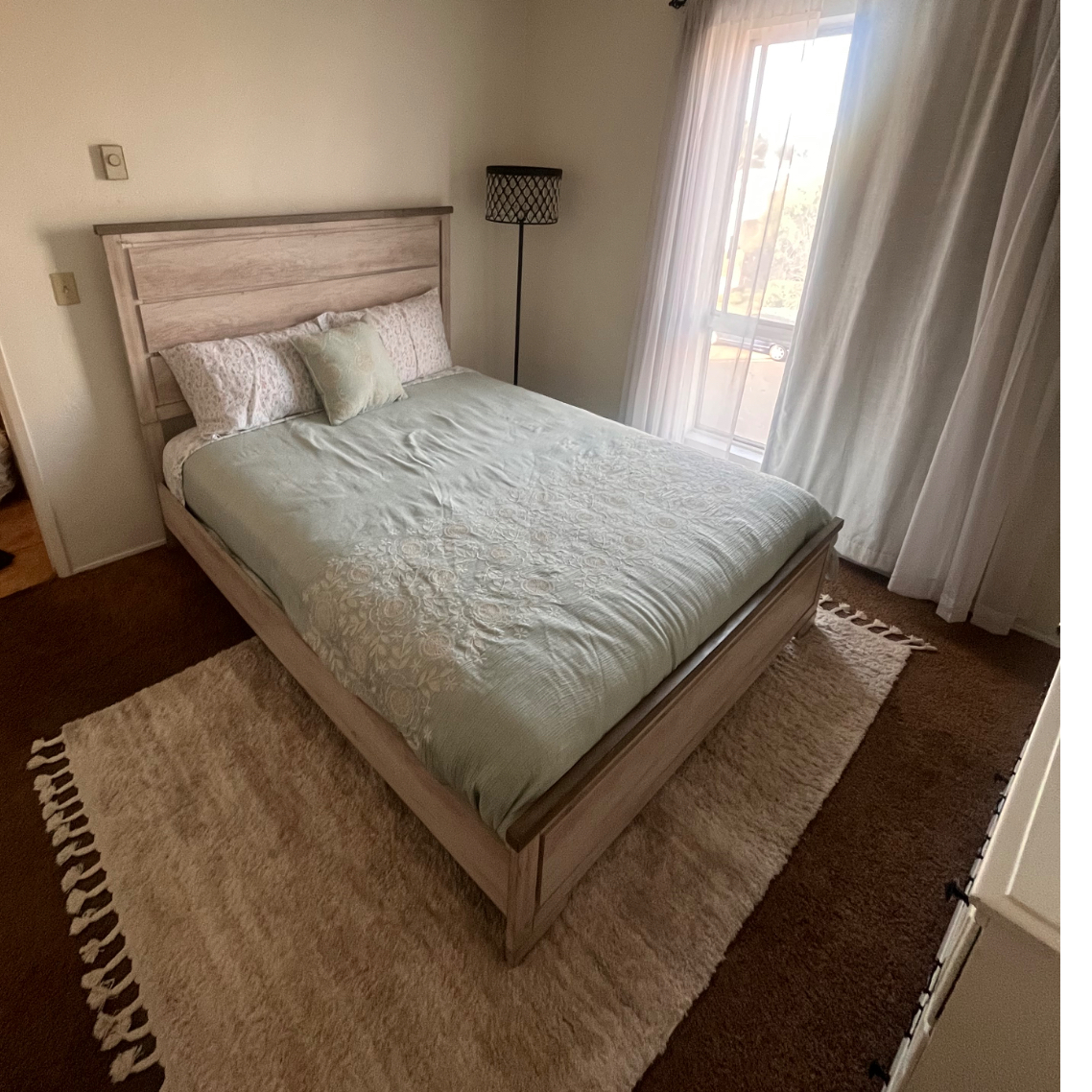 White room