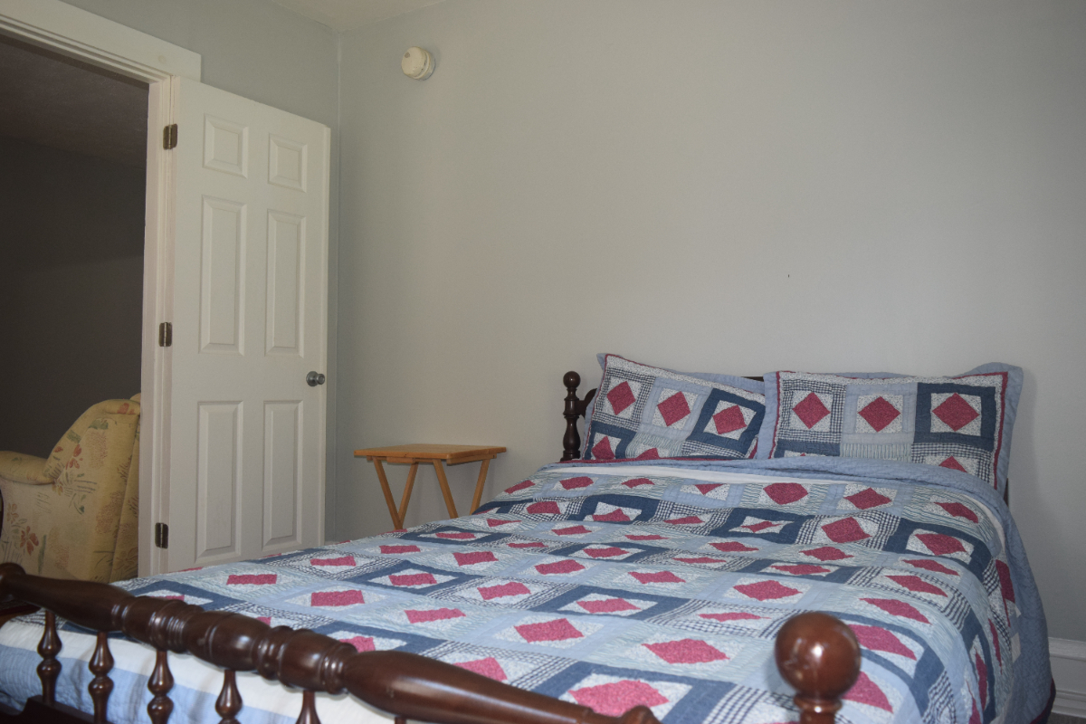 Apartment walkable from Hospital , University and Lake - Photo 3