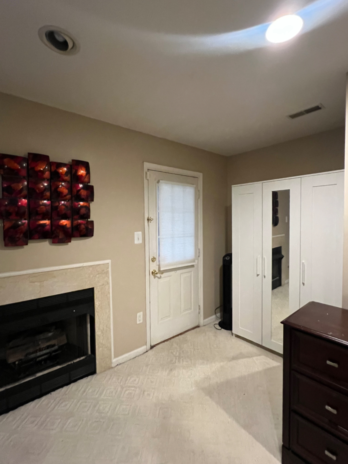 Cozy Studio in Kingstowne - Photo 4