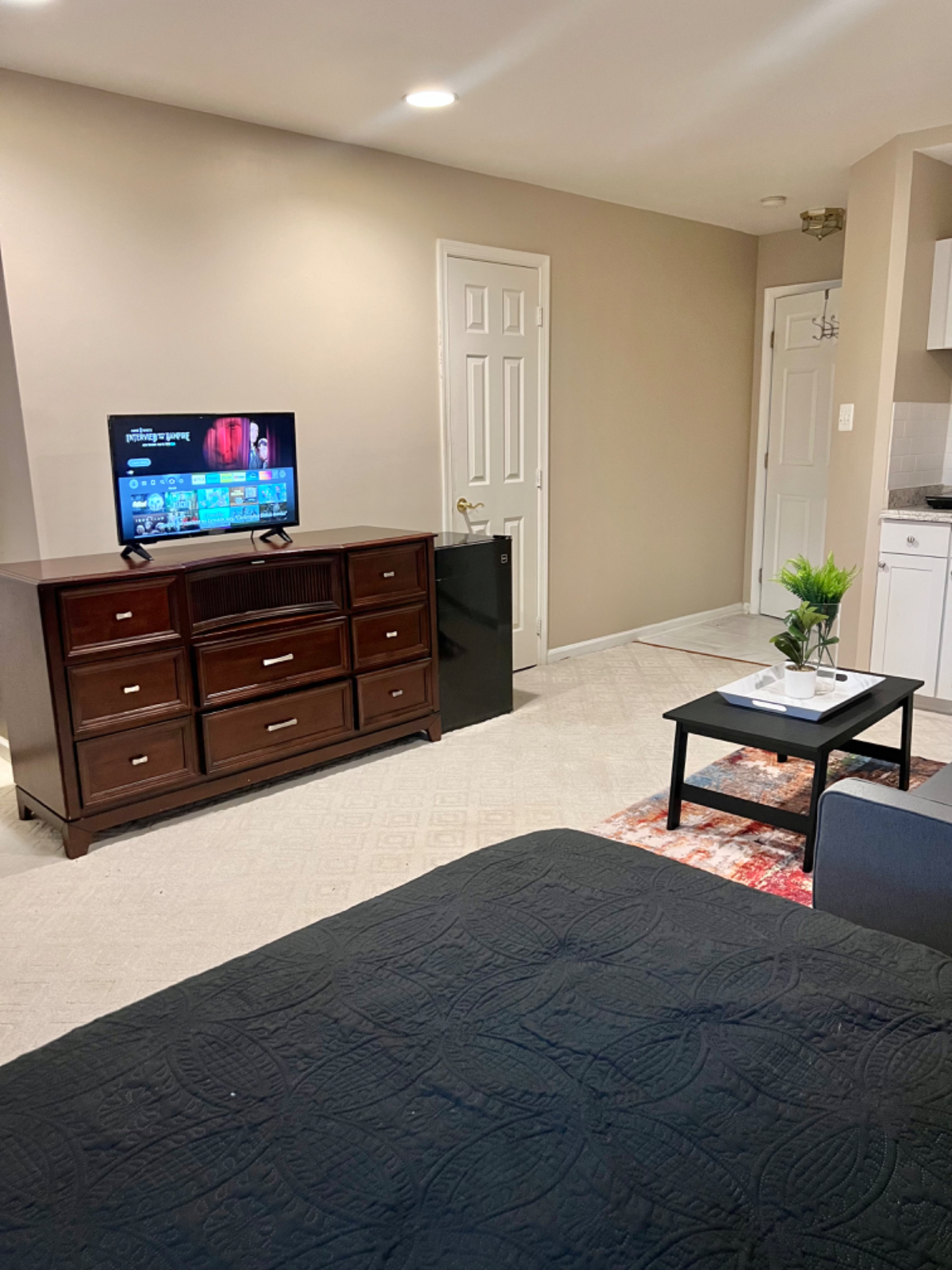 Cozy Studio in Kingstowne - Photo 6