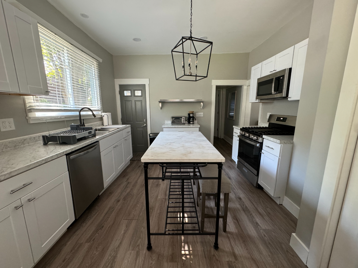 White Street - Designer Furnished - Photo 8