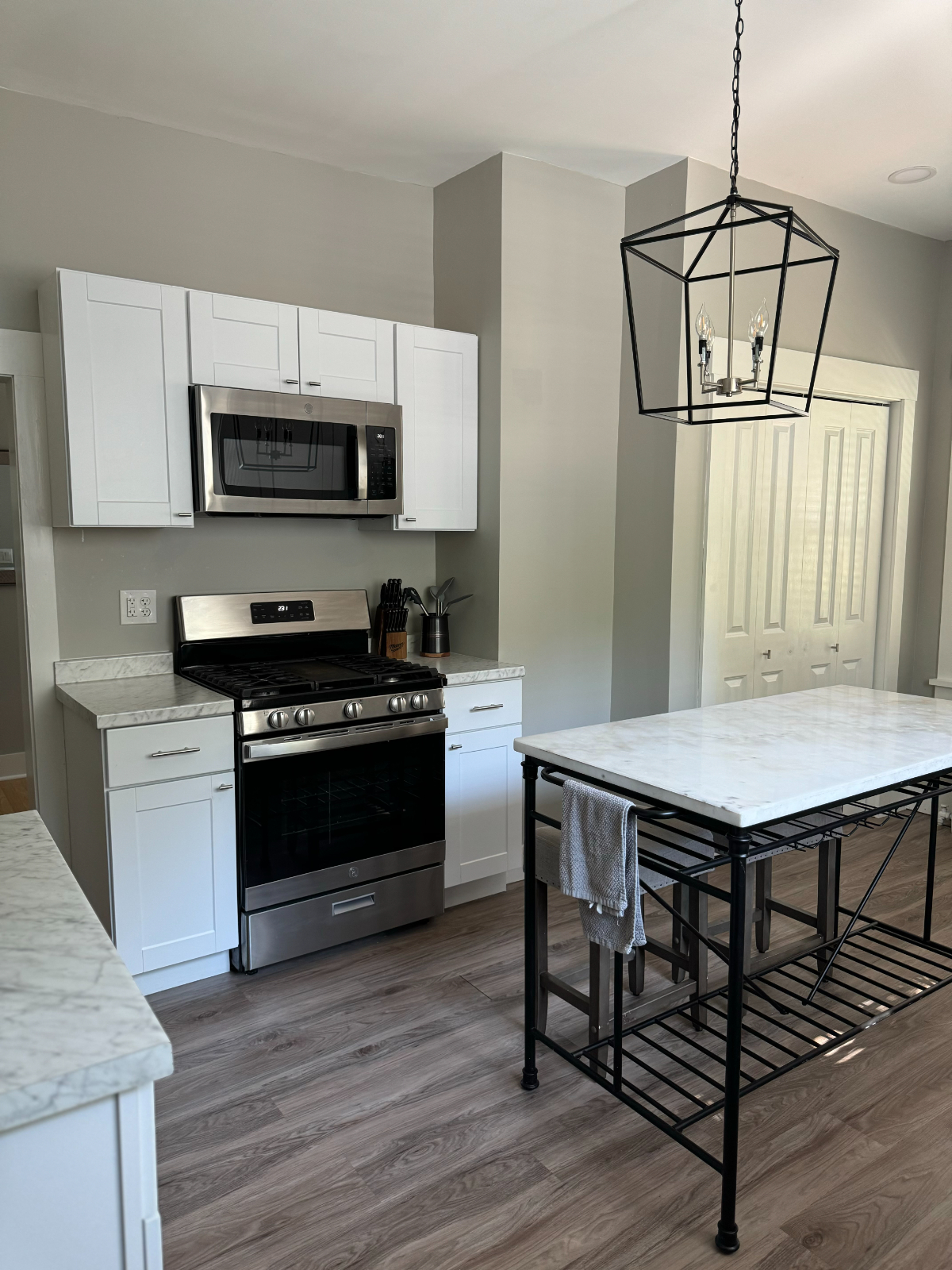 White Street - Designer Furnished - Photo 11