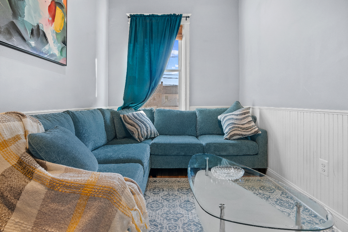 The Petworth Green Retreat, A Tranquil, Light-Filled Haven in the Heart of the City - Photo 4