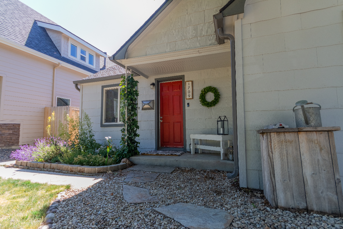 Boise Bungalow located within 15 mins to St. Al's and St. Luke's - Photo 2