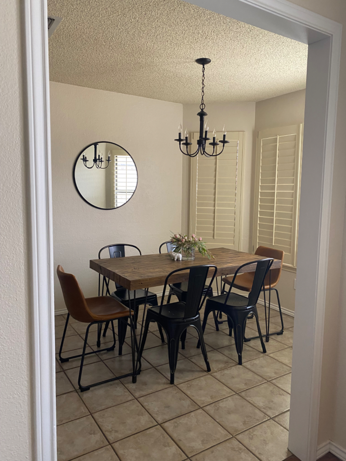 Home Away From Home - Photo 4