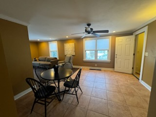 Lower Flat Pets Allowed - Photo 2