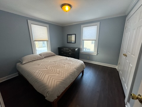 Lower Flat Pets Allowed - Photo 8