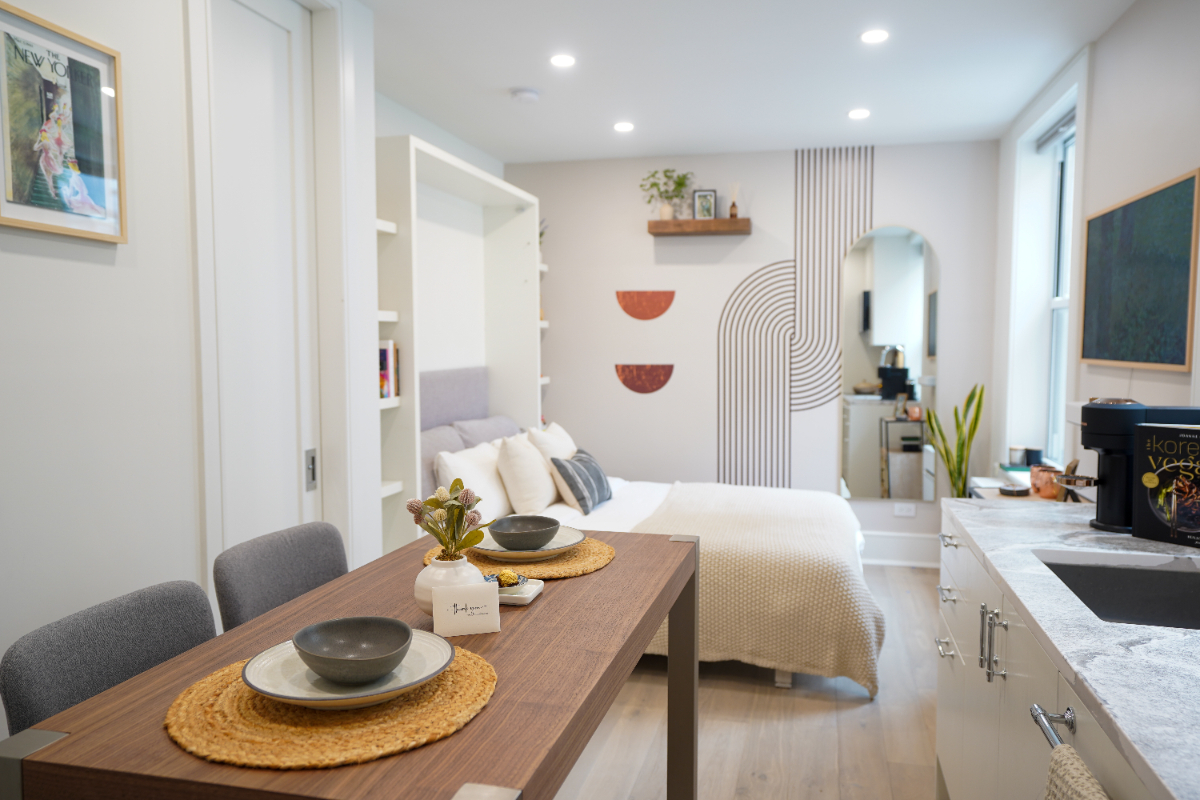 Cozy & Chic Studio in West Chelsea - Photo 5