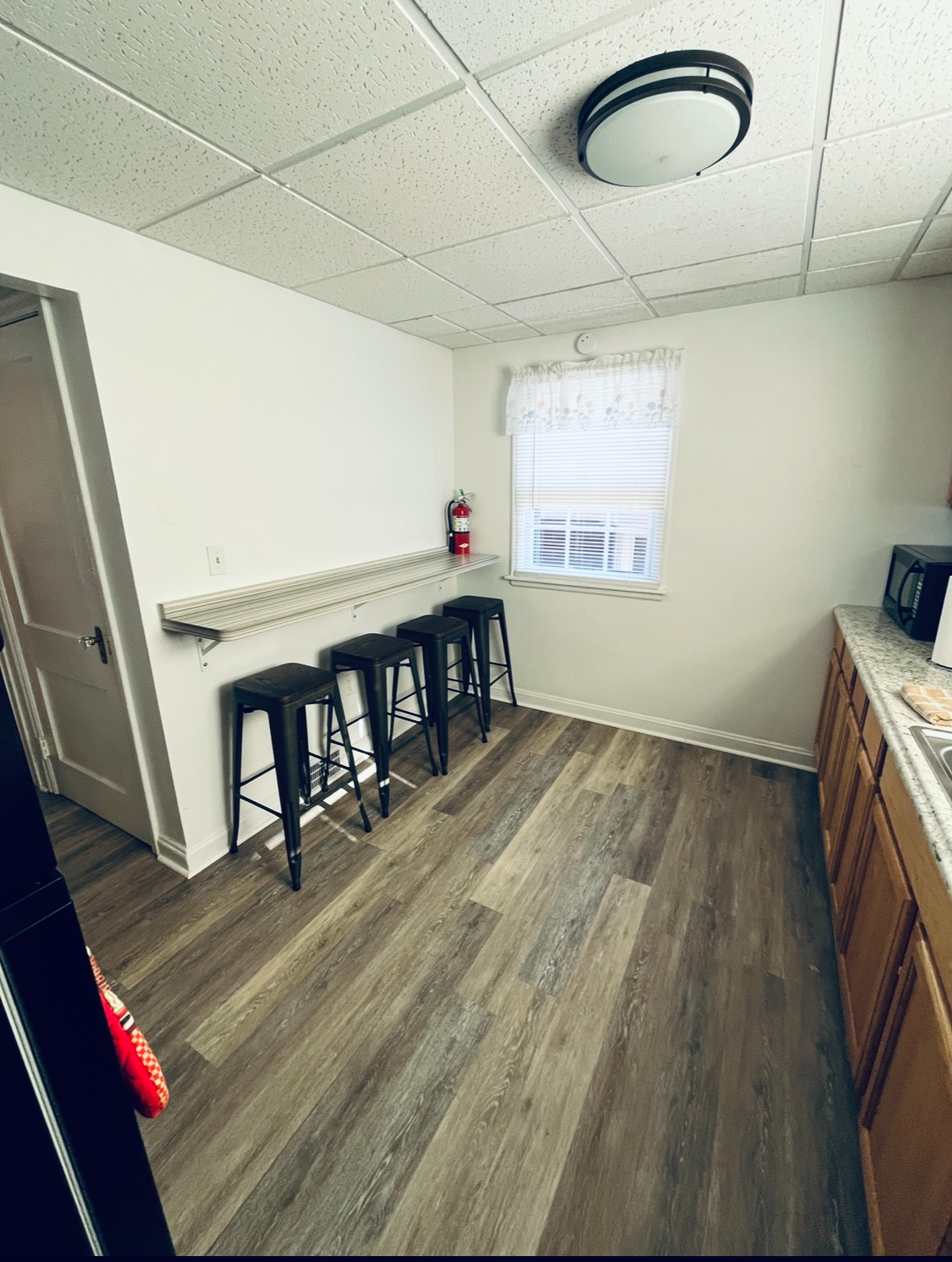 Spacious Home Near Thomas, CAMC, WVSU, Shawnee Sports Complex - Photo 8