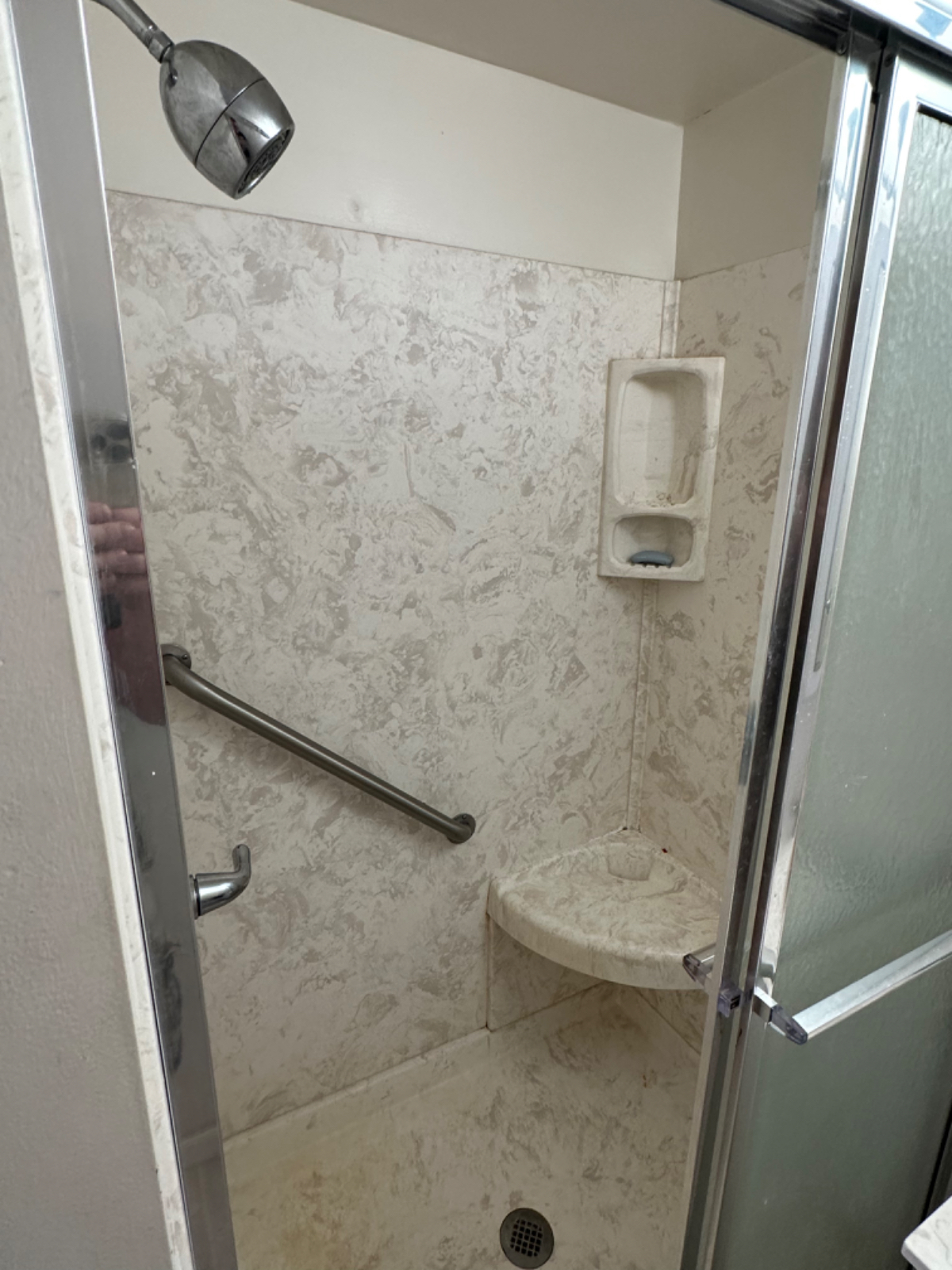 Full House with HVAC, Office, Dining room, Small Pet Friendly Queen Bed - Photo 7