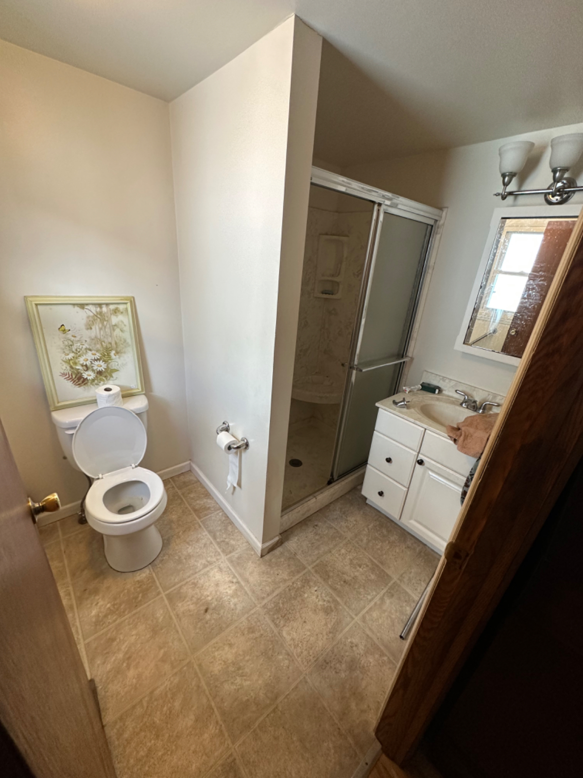 Full House with HVAC, Office, Dining room, Small Pet Friendly Queen Bed - Photo 5